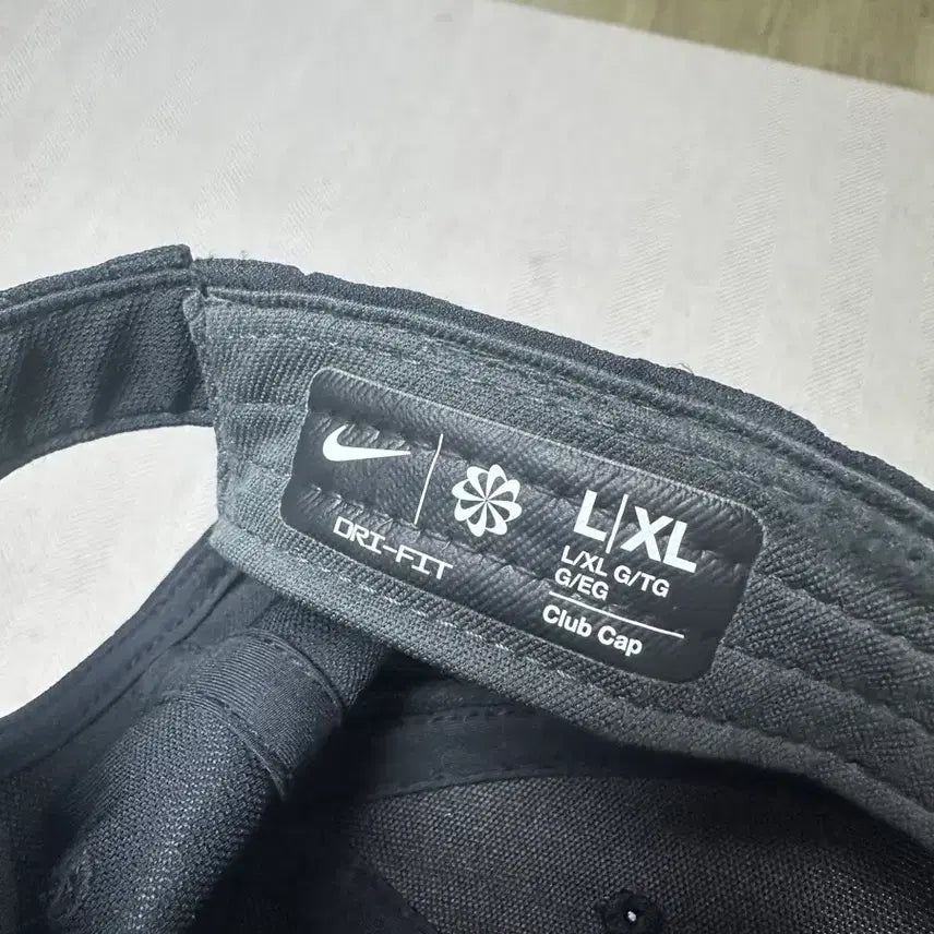 [BUNJANG] Nike Dri-FIT Club Cap Black L/XL / 나이키 드라이핏 클럽캡 블랙 L/XL