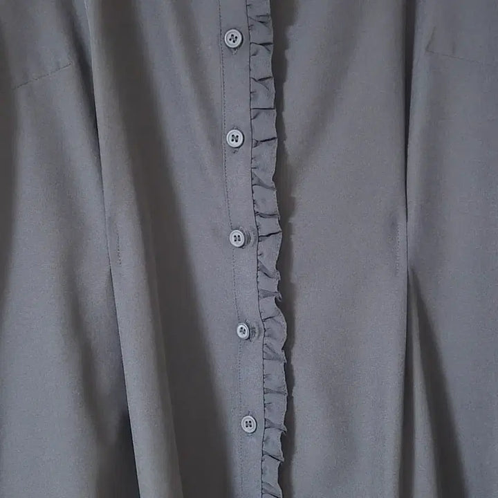 [BUNJANG] Black Frill Detail Blouse / 검정색 프릴 장식 블라우스66  얇은소재