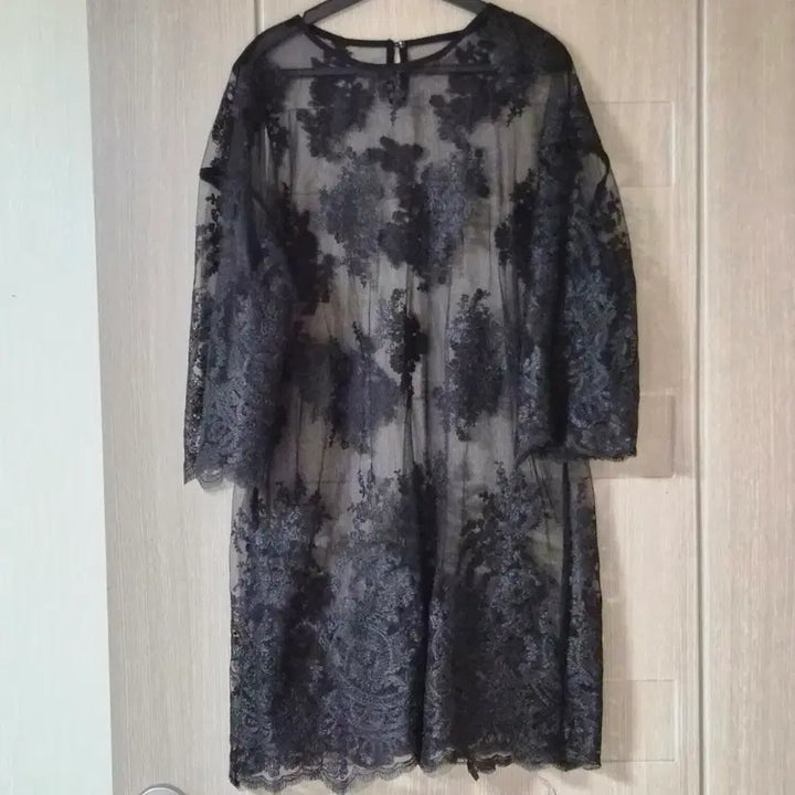 [BUNJANG] Black Lace See-Through Long Dress (Size 66-77) / 블랙 레이스 시스루 원피스66~77