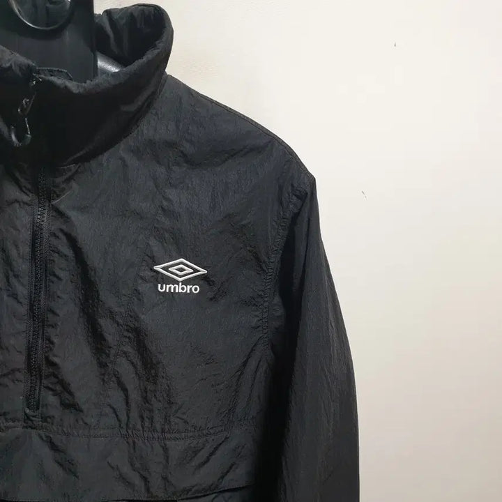 [BUNJANG] Umbro Quilted Half-Zip Jumper (Size 95) / 엄브로 반집업누빔점퍼/95