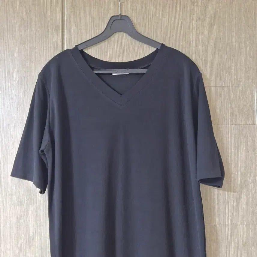 [SOLD OUT] 블랙 브이넥 롱 원피스66~77
