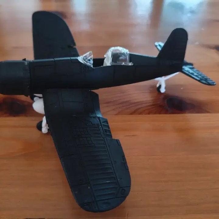 [BUNJANG] F-4U Corsair Fighter Plastic Model Kit / F-4U 폴세어 전투기 프라모델