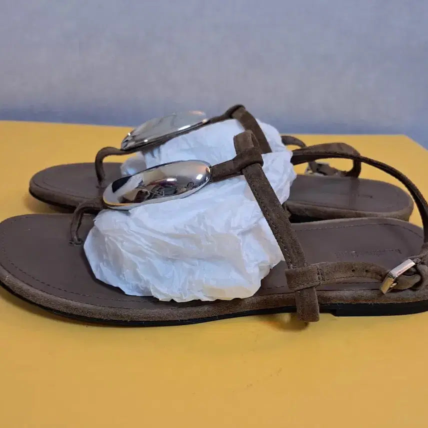 [BUNJANG] Massimo Dutti Silver Detail Slingback Flats - Camel/Dark Brown / 마시모두띠  플랫슈즈240