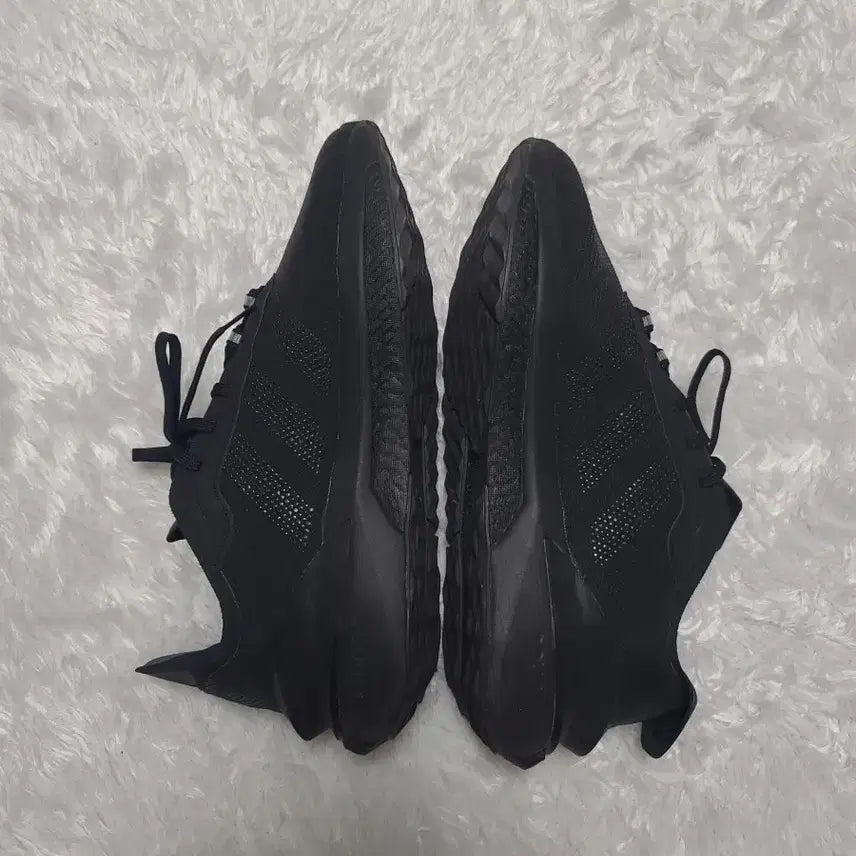 [BUNJANG] Adidas Adilette Clogs Core Black Carbon 275mm / 아디다스 에어브린 코어 블랙 카본 275mm