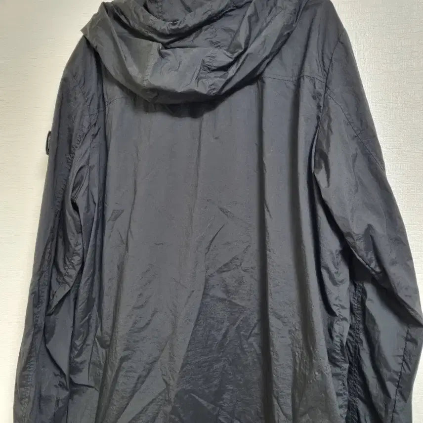 [BUNJANG] National Geographic Black Hooded Windbreaker XL / XL)내셔널지오그래픽 블랙 후드 바람막이
