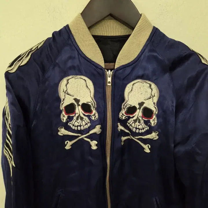 [BUNJANG] Backstreet Reversible Crawler Skull Jacket / 백스트리트 리버시블 크롤러 스컬 자켓