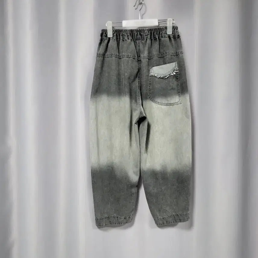 [BUNJANG] Distressed Wash Baggy Denim Pants / 페인팅 데미지 워싱 배기 데님
