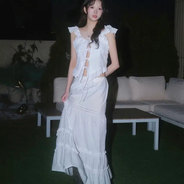 [BUNJANG] Newearlin Pure Lace Frill Long Skirt White / 새상품) 뉴얼린 퓨어 레이스 프릴 롱 스커트 화이트
