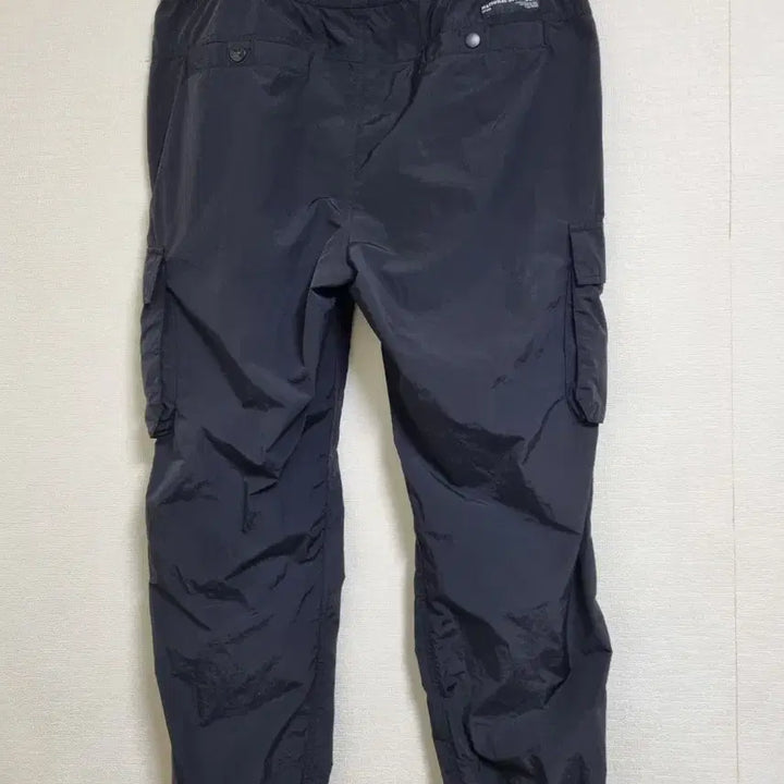 [SOLD OUT] 96)내셔널지오그래픽 카고 나일론 조거팬츠 블랙