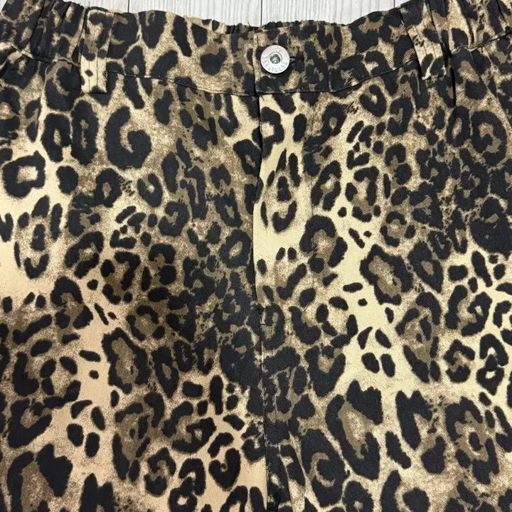 [BUNJANG] Leopard Print Cargo Shorts (Free Size, Fits 32-33) / 레오파드 호피 카고 반바지 허리밴딩free 32~33 미사용
