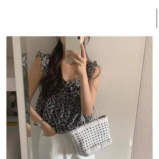 [BUNJANG] Liter Flori Blouse Floral Frill Sleeveless / liter 리터 플로르 블라우스 슬리브리스 플라워 프릴 민소매