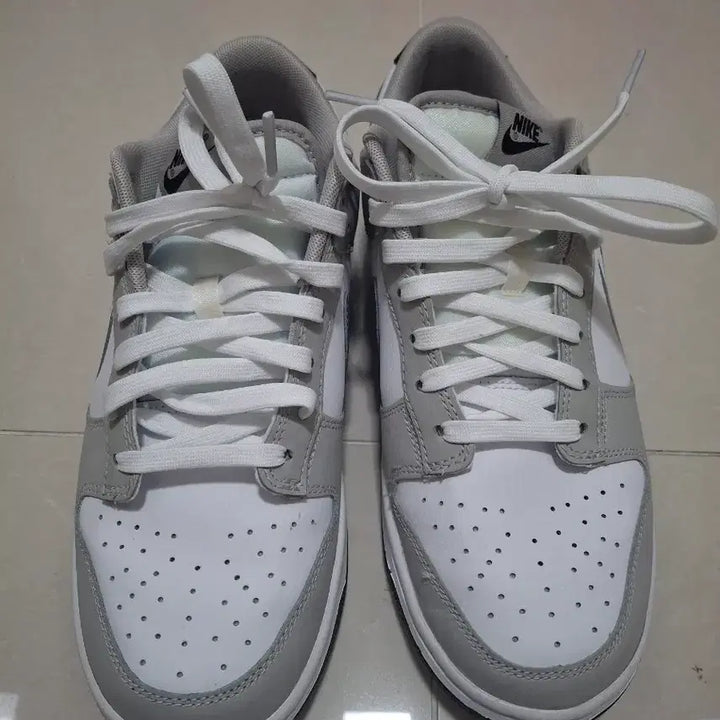 [BUNJANG] Nike Dunk Low Grey Sneakers / 나이키덩크로우그레이