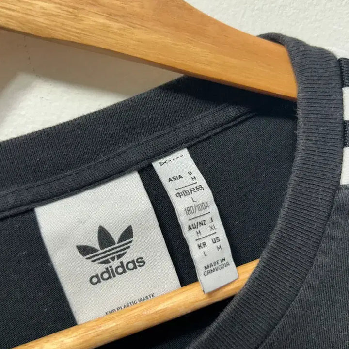 [BUNJANG] Adidas Three Stripes Black T-Shirt L / 아디다스 삼선 검정 반팔 티셔츠 L