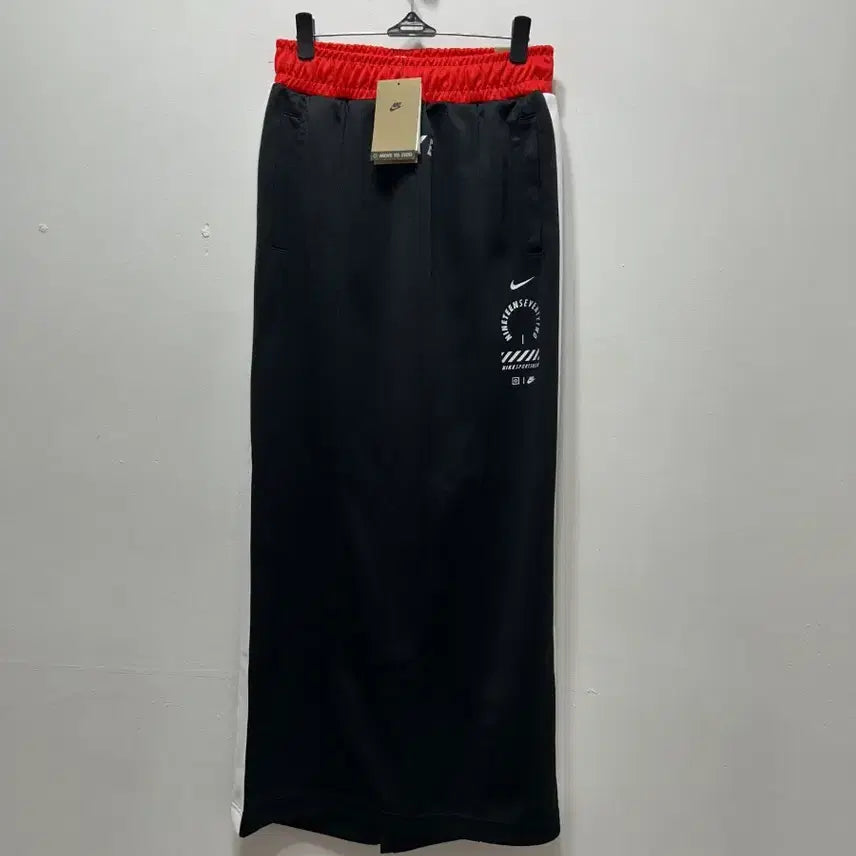 [BUNJANG] Nike Black Long Skirt Red Accent XS / 나이키 블랙 롱 스커트 레드 포인트 새상품 XS