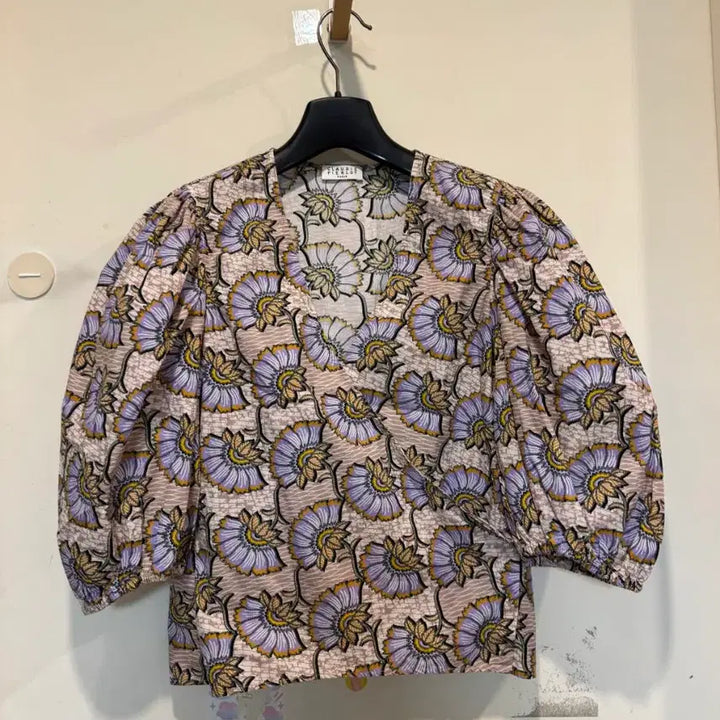 [BUNJANG] Claudie Pierlot Wrap Blouse / Claudia pierlot 끌로디피에로 랩 블라우스