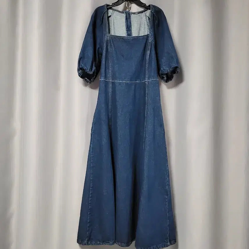 [SOLD OUT] 스퀘어넥 퍼프 데님 롱원피스