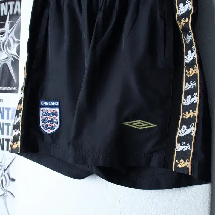 [BUNJANG] Umbro England National Team Soccer Shorts (00s) / (M) 엄브로 반바지 팬츠 00S년대 축구 잉글랜드 국대-2642