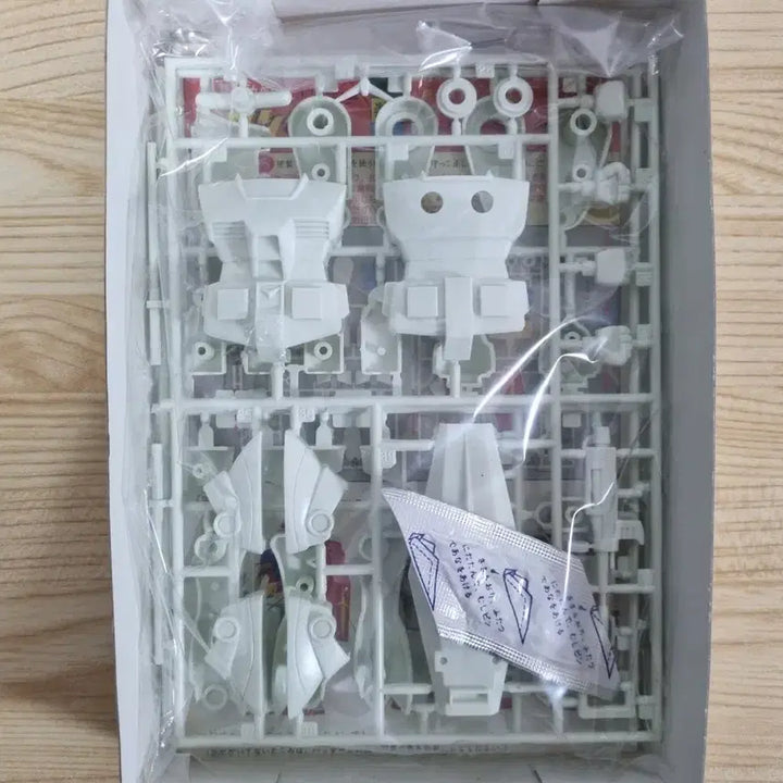 [BUNJANG] Bandai Best Mecha Collection 1/144 First Gundam (1983 Original Edition) / 1983년판 구판 반다이 베스트메카콜랙션 1/144 퍼스트 건담
