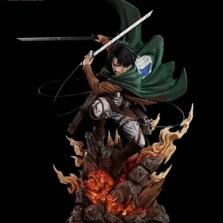 [BUNJANG] Wawa Attack on Titan Levi Resin Figure (Sealed) / (급처)미개봉 진격의거인 wawa 리바이 레진 피규어 팝니다.