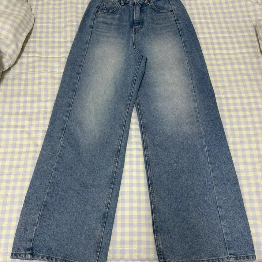 [BUNJANG] Hinique Mid-Wash Wide Leg Back Pocket Denim Pants (Size S) / 에이블리 연청 와이드 뒷포켓 데님 팬츠 s