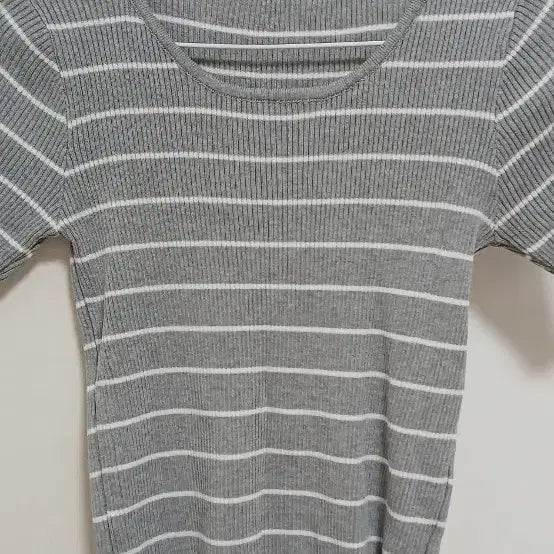 [BUNJANG] Striped Short Sleeve T-Shirts (Set of 2) / (2개 세트) 여자 스트라이프 반팔티