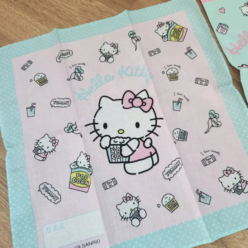 [BUNJANG] Sanrio Hello Kitty Handkerchief Set / 산리오 헬로키티 손수건 세트