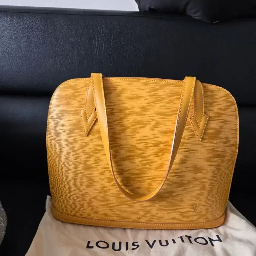 [BUNJANG] Louis Vuitton Epi Leather Yellow Tote Shoulder Bag / 루이비통 에피 레더 옐로우 토트백 숄더백