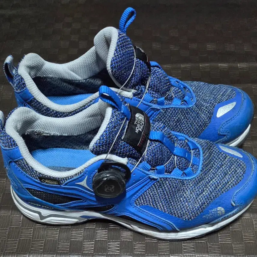 [BUNJANG] The North Face Blue Hiking Shoes (240) / 노스페이스 운동화 블루 240