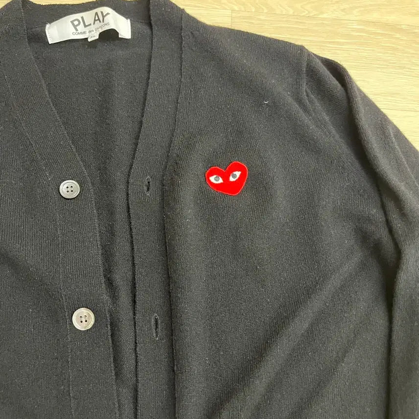 [BUNJANG] Comme des Garçons Black Heart Cardigan XL / 꼼데가르송 블랙 하트 가디건 XL