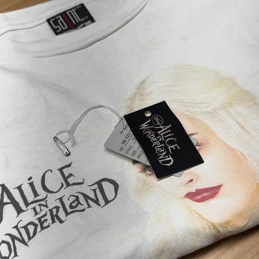 [BUNJANG] Saint Michael x Disney Alice Short Sleeve T-Shirt XL / [XL] 세인트 미카엘 X 디즈니 엘리스 반팔