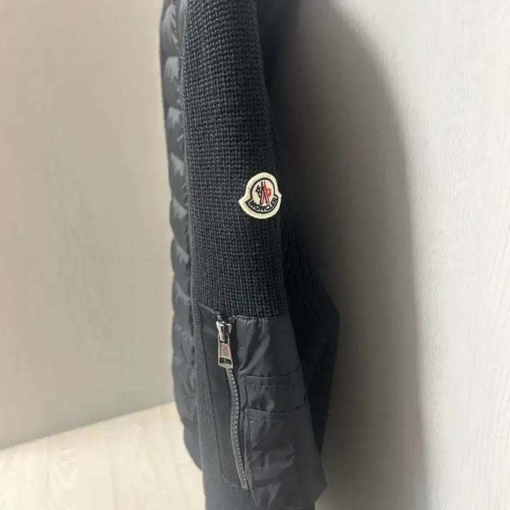 [BUNJANG] Moncler Padded Wool Hooded Jacket Black L / 몽클레르 패딩 울 후드 블랙 L 사이즈