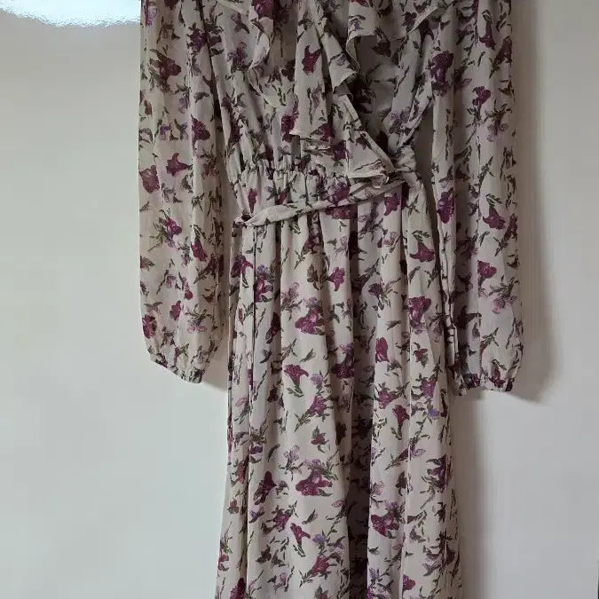[BUNJANG] Flower Pattern Long Dress / 플라워 롱 원피스