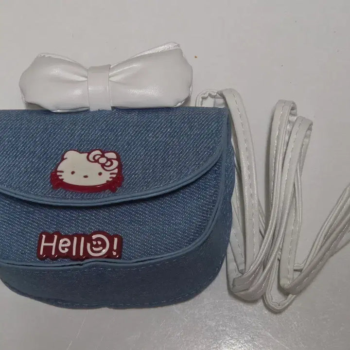 [BUNJANG] Hello Kitty Mini Bag (Light Blue) / 헬로키티 미니백 미니가방 (중청)