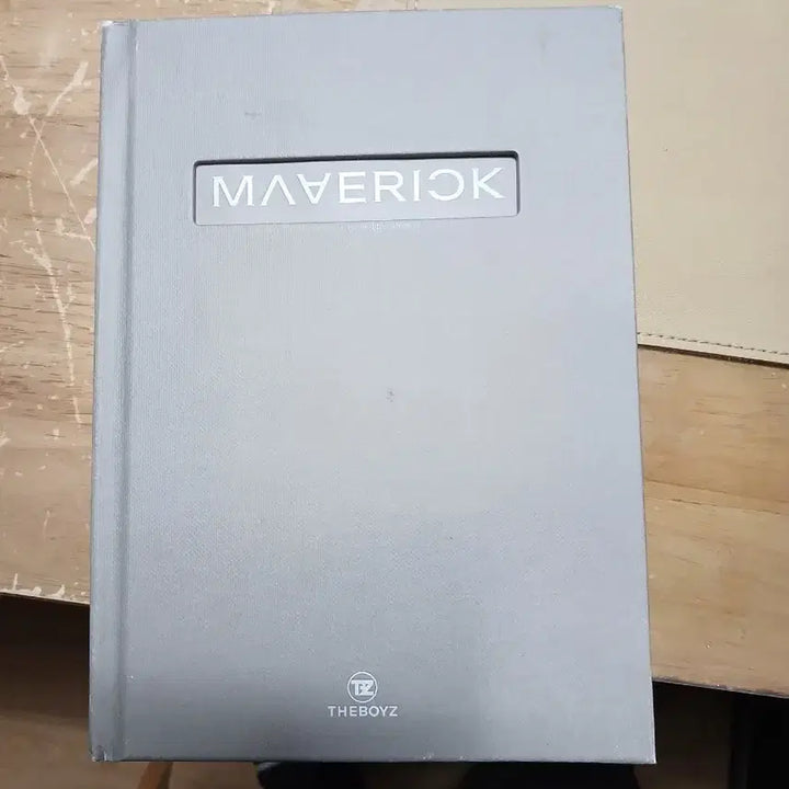 [BUNJANG] The Boyz Maverick Limited Edition Album / 더보이즈 매버릭 앨범 Maverick 한정반