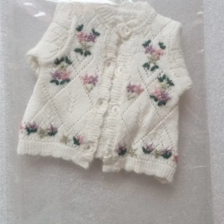 [BUNJANG] Dollhouse MSD MDD Flower Embroidery Cardigan - White / 돌하우스 MSD MDD 꽃자수 가디건 - 화이트