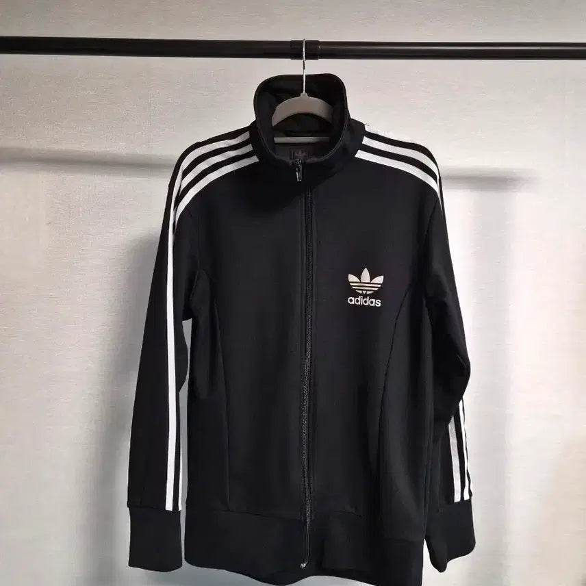 [BUNJANG] Adidas Black Track Jacket Size 105 / 105) 아디다스 져지