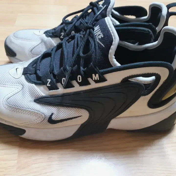 [BUNJANG] Nike Zoom 2K White/Black Sneakers Size 235 / 나이키 줌 2K 흰검 운동화 235