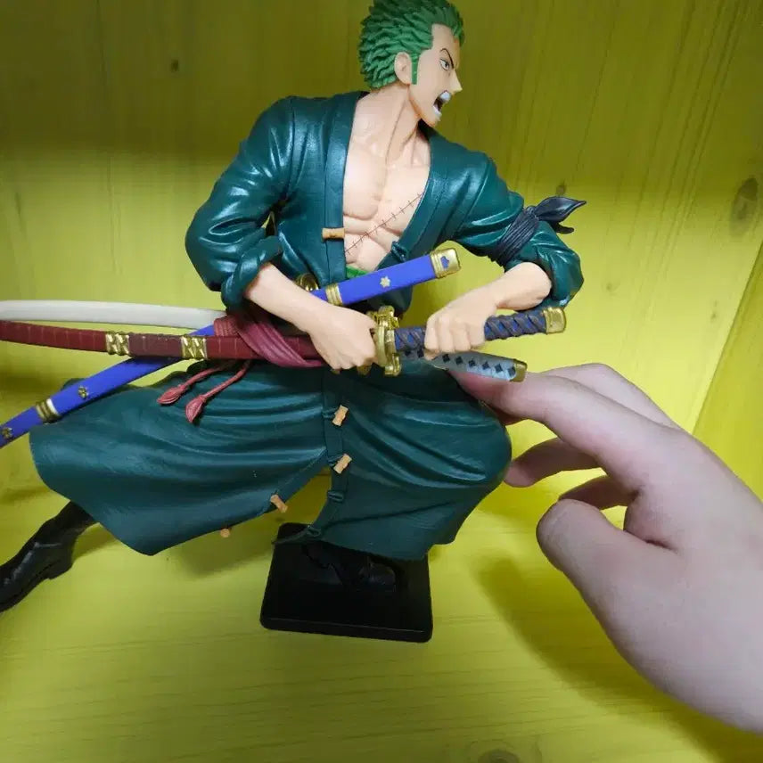 [BUNJANG] One Piece Zoro Figure / 원피스 조로 피규어