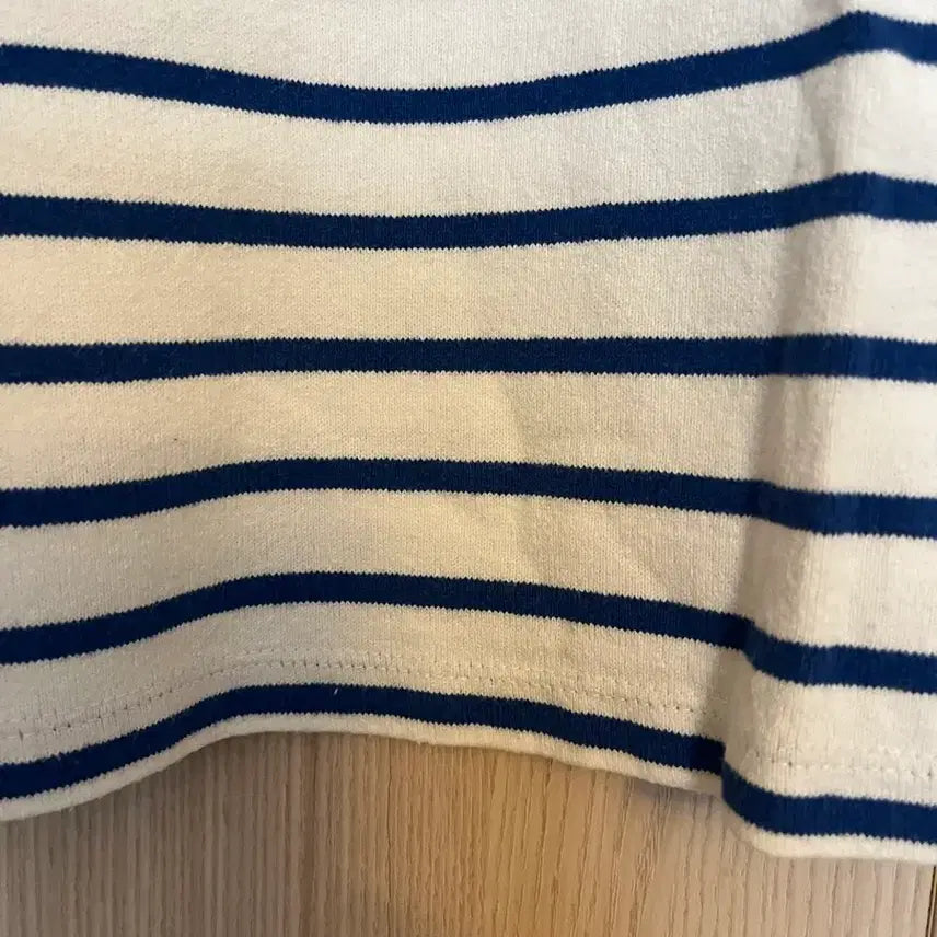 [BUNJANG] Uniqlo Blue Stripe Boatneck T-shirt (M) / M 유니클로 블루 보트넥 스트라이프 티셔츠