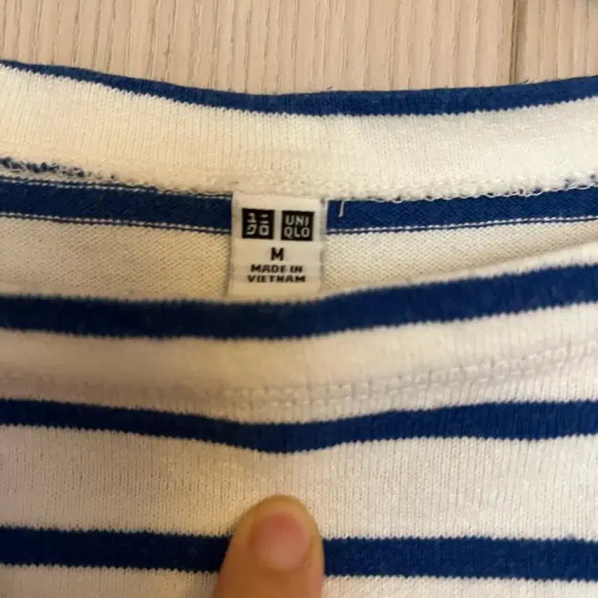 [BUNJANG] Uniqlo Blue Stripe Boatneck T-shirt (M) / M 유니클로 블루 보트넥 스트라이프 티셔츠