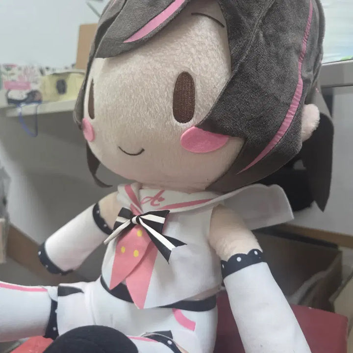 [BUNJANG] Kizuna AI Fuwa Pucci Plush Doll Segawa / 키즈나 아이 후와푸치 인형 밐빵이 누이 세가