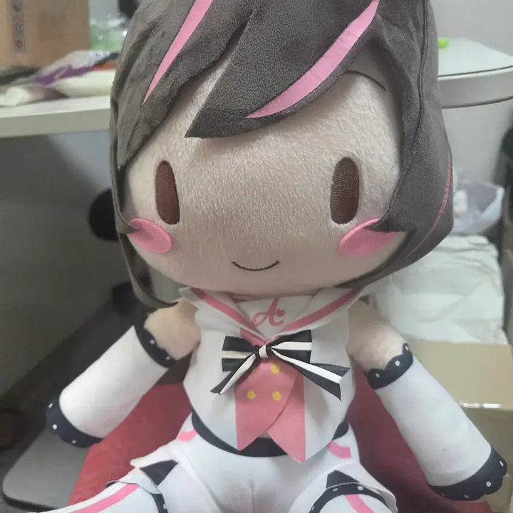 [BUNJANG] Kizuna AI Fuwa Pucci Plush Doll Segawa / 키즈나 아이 후와푸치 인형 밐빵이 누이 세가
