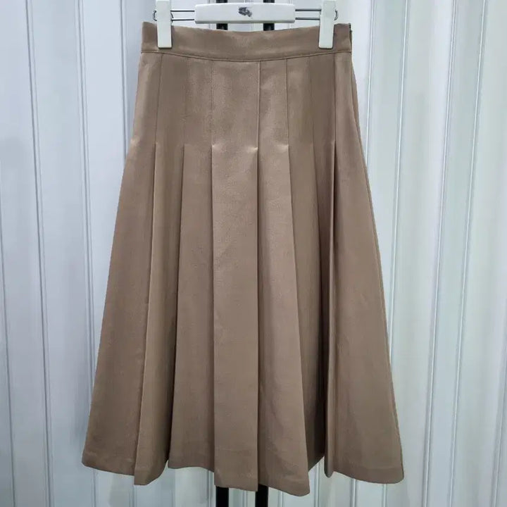 [BUNJANG] Beige Pleated Midi Skirt / 베이지 플리츠 스커트