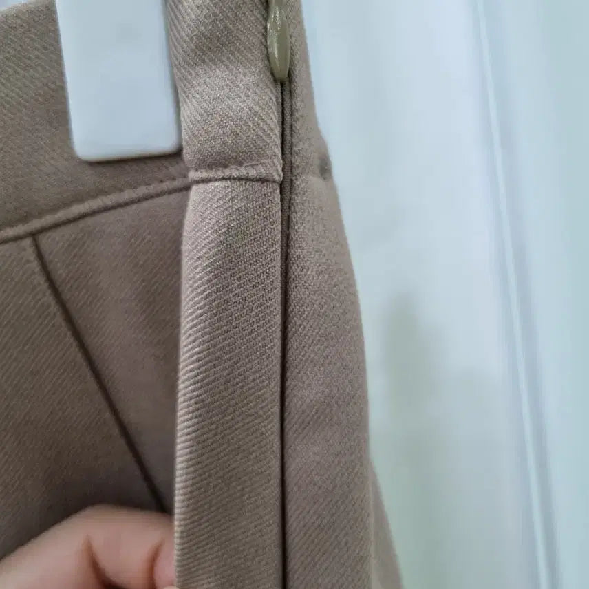 [BUNJANG] Beige Pleated Midi Skirt / 베이지 플리츠 스커트