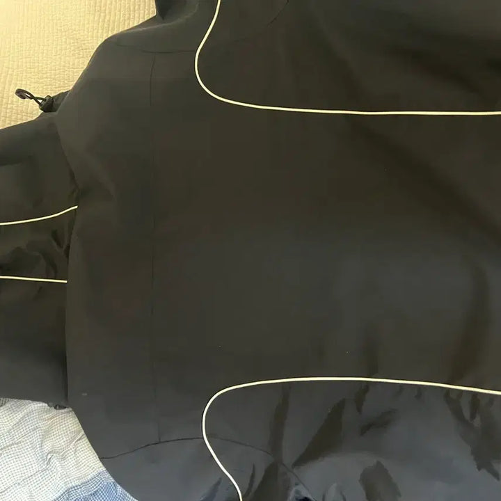[BUNJANG] Diesel J-Hives Windbreaker Jacket Black / 디젤 j하이브스 윈드브레이커 바람막이 블랙