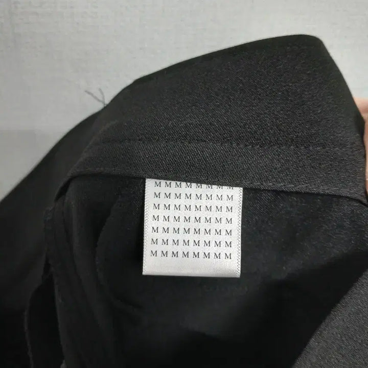 [BUNJANG] Black Roll-up Wide Pants / 검정색 롤업 와이드 팬츠