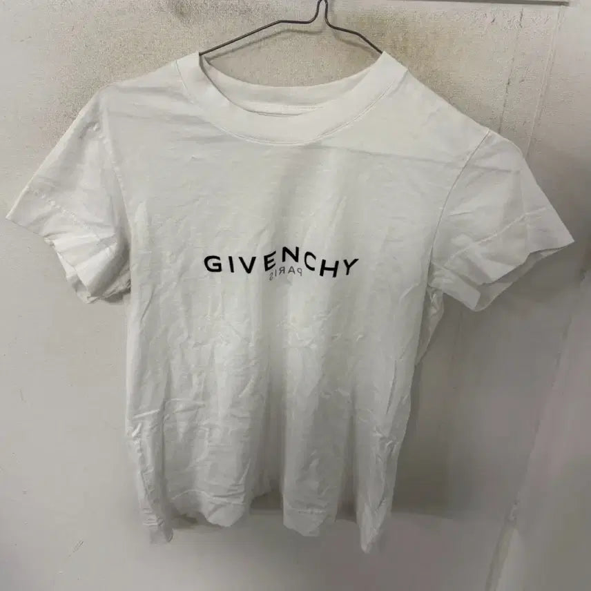 [BUNJANG] Givenchy White Short-Sleeve T-Shirt / 신형 지방시 GIVENCHY 화이트 반팔 티셔츠