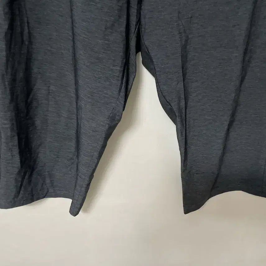 [BUNJANG] Montbell 7-Part Functional Span Banding Shorts Size 32-33 / 32-33 Mont bell 몽벨 기능성 스판 밴딩 7부반바지 정품