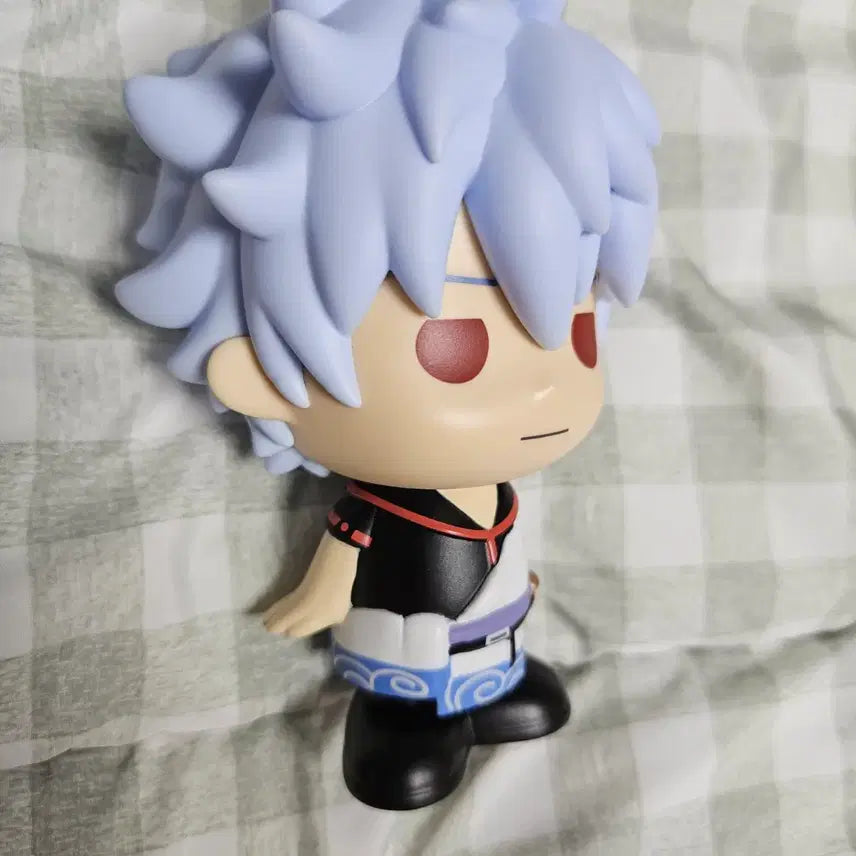 [BUNJANG] Gintama Gintoki Sofubi Figure &amp; Badge Set / 은혼 긴토키 소피비피규어&amp;뱃지세트