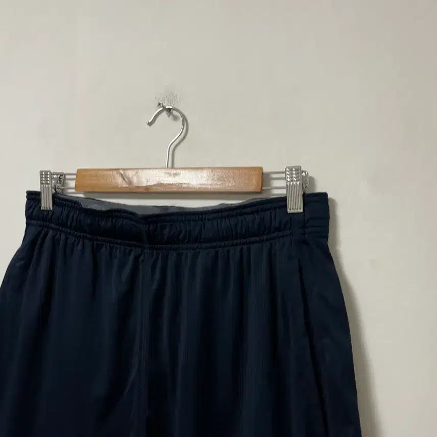 [BUNJANG] Nike Dri-FIT Swoosh Performance Stretch Banded Shorts / 30-32 나이키 스우시 드라이핏 기능성 스판 밴딩 반바지 정품